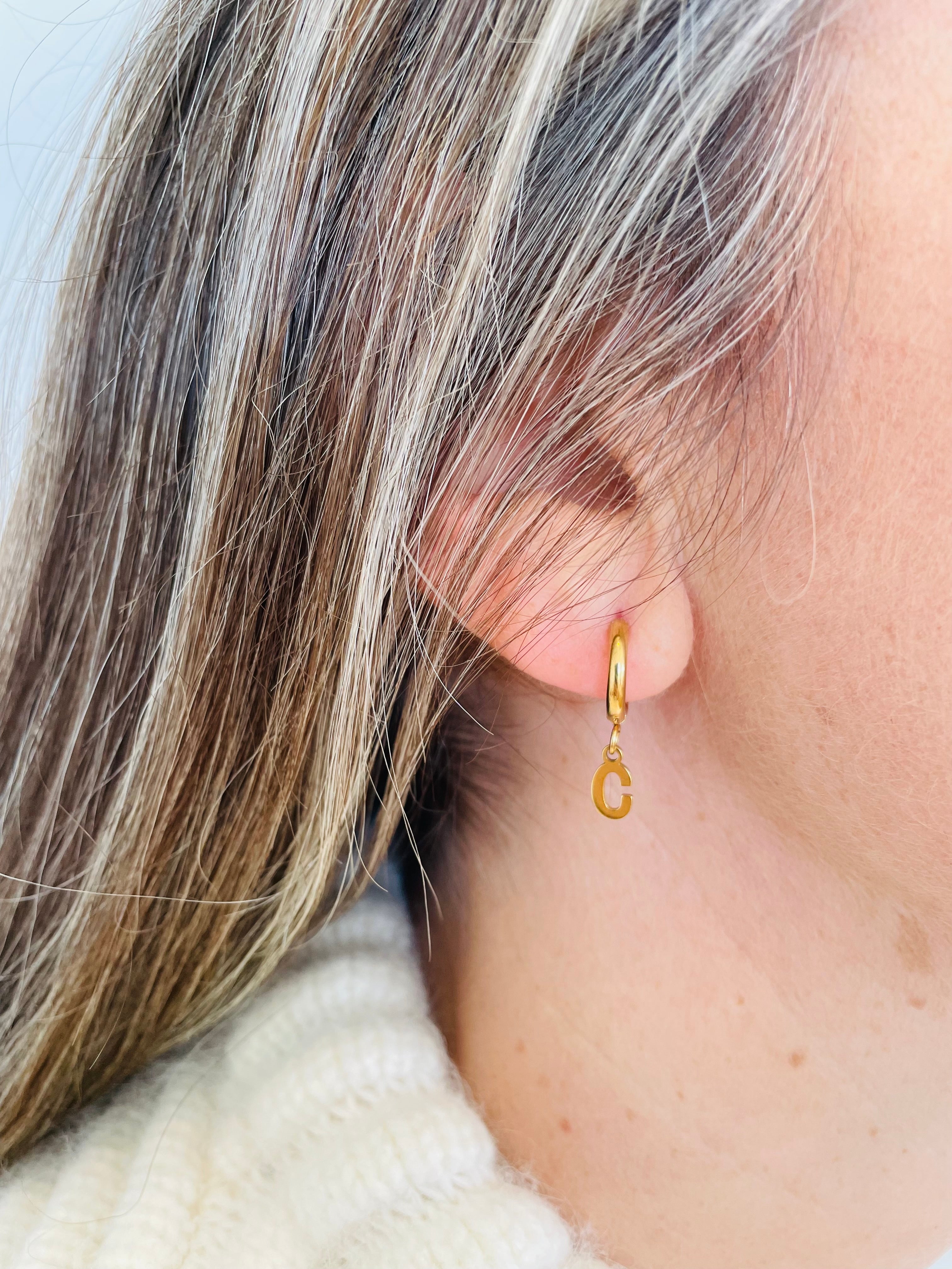 The YOU earring (sold singularly)