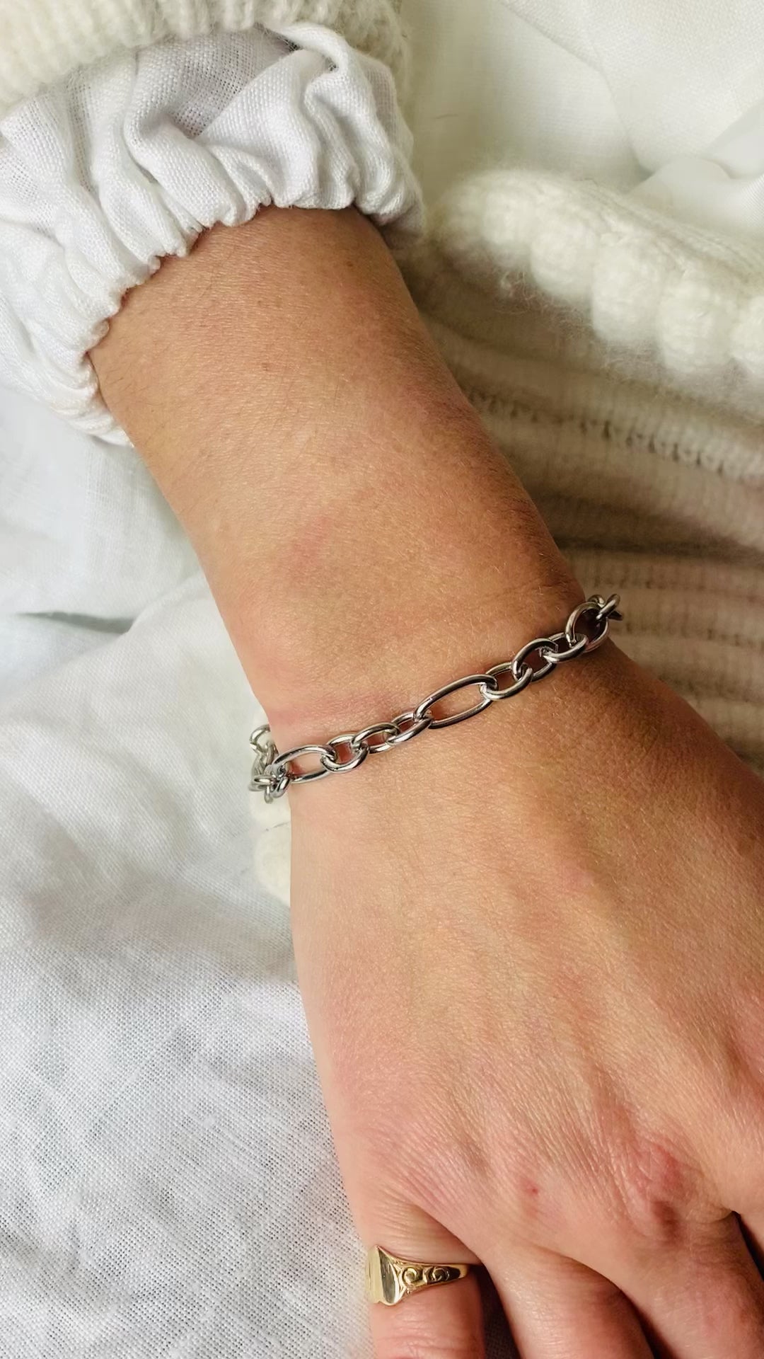 The Carly Bracelet